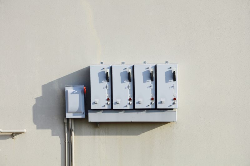Circuit Breaker Wiring in Pasadena, CA